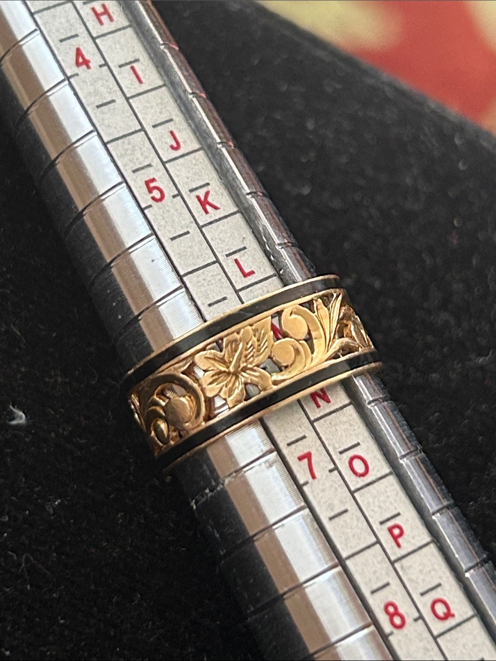 Gold Floral Carved Band Ring with Black Edge Accents